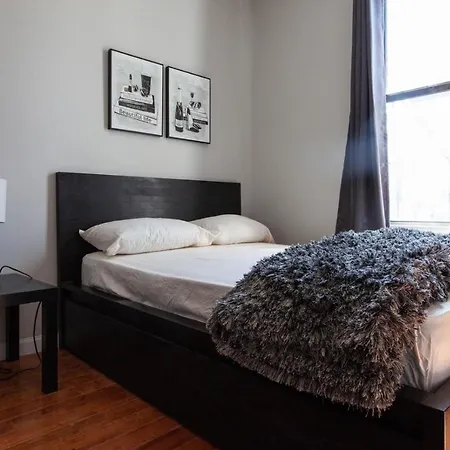 Manhattan New York City Rooms